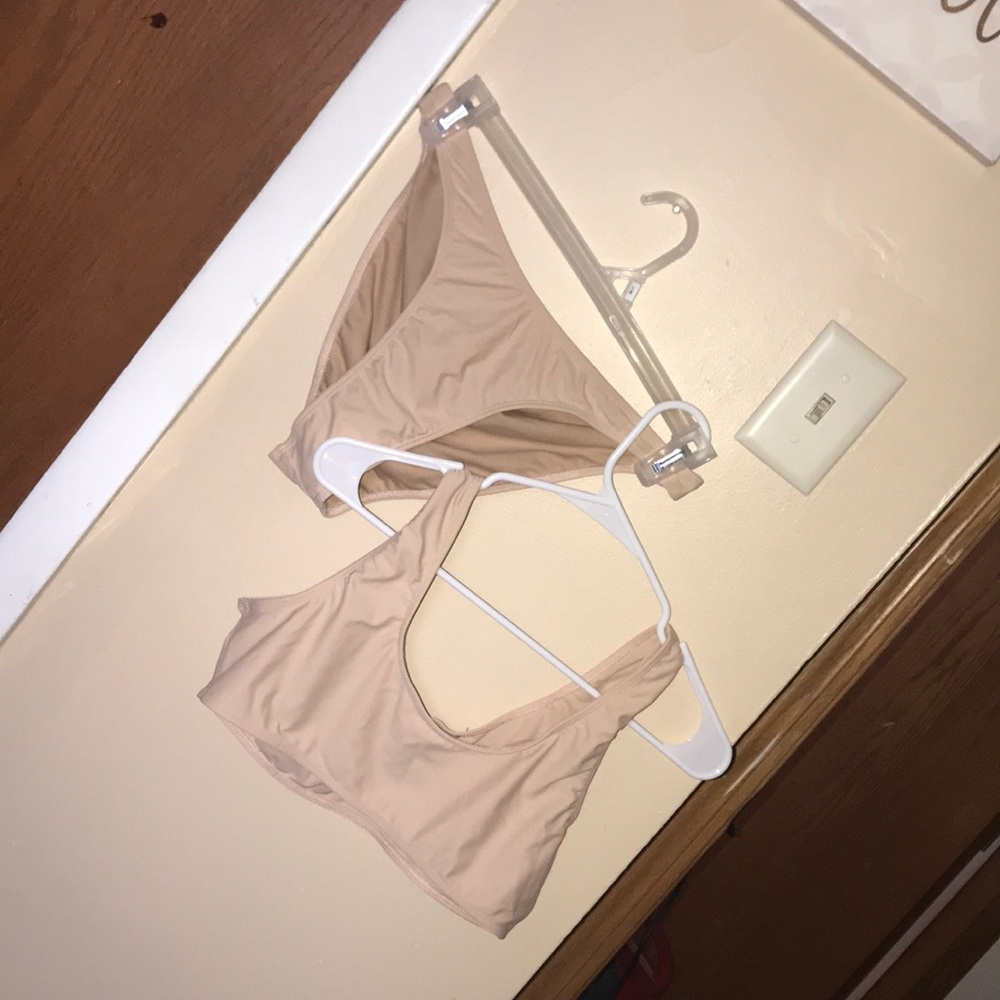 Bathing suit